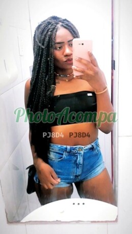 dandara-uma-carioca-simpatica-e-gostosa-de-21-anos-photoacompanhantes-big-0