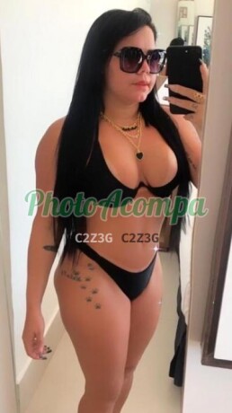 renata-morena-dos-olhos-verdes-e-siliconada-para-vocaa-photoacompanhantes-big-0