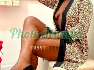 naobia-gata-de-30-anos-preta-no-estilo-namoradinha-photoacompanhantes