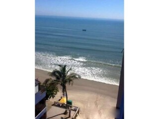 apartamento-4-quartos-c-ar-vista-p-praia-meia-praia-itapema-sc-aluguel-casas-de-temporada-itapema-sc