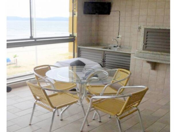 apto-4-suites-c-ar-frente-para-praia-itapema-sc-itapema-sc-aluguel-casas-de-temporada-itapema-sc-big-1