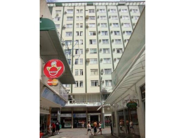 apartamento-2-quartos-no-centro-calcadao-bal-camboriu-balneario-camboriu-sc-aluguel-casas-de-temporada-balneario-camboriu-sc-big-0