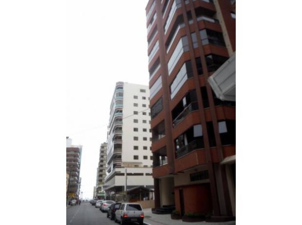 apto-3-quartos-c-ar-ao-shop-russi-a-100-mts-da-praia-itapema-sc-aluguel-casas-de-temporada-itapema-sc-big-0